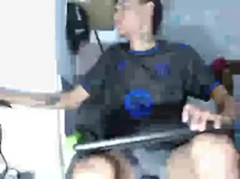 Snapshot of Brook_1707 chatting on 28, 4, 2026 Brook 1707 online show from 28, 4, 2026