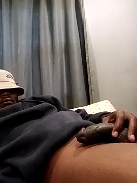 Snapshot of Nkazimulz chatting on 13, 4, 2026 Nkazimulz online show from 13, 4, 2026