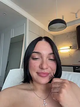 Snapshot of LucyHotty_ chatting on 14, 4, 2026 LucyHotty online show from 14, 4, 2026