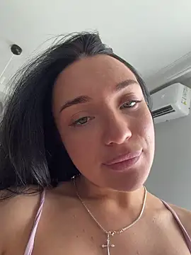 Snapshot of LucyHotty_ chatting on 23, 4, 2026 LucyHotty online show from 23, 4, 2026