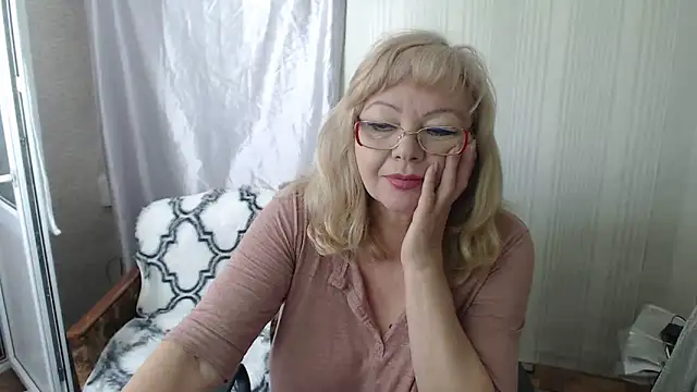 LavandaMay online show from 30, 4, 2026