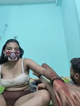Hot-Couple4 online show from 2, 6, 2026