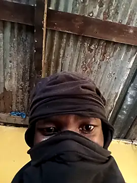 Snapshot of theyloveoneanothe chatting on 9, 4, 2026 theyloveoneanothe online show from 9, 4, 2026