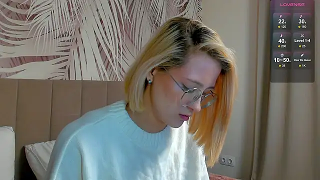 Lizzyvega online show from 5, 5, 2026