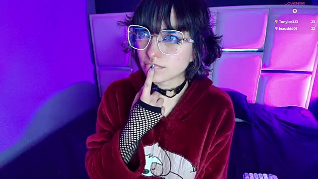 BadEmyXO online show from 16, 7, 2026