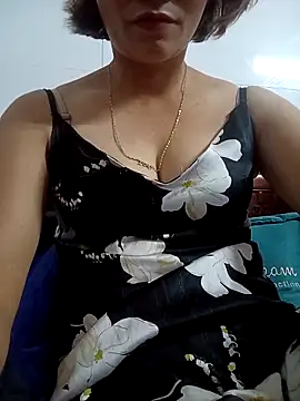 Snapshot of 2_banana chatting on 5, 5, 2026 2 banana online show from 5, 5, 2026