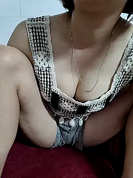 Snapshot of 2_banana chatting on 9, 5, 2026 2 banana online show from 9, 5, 2026