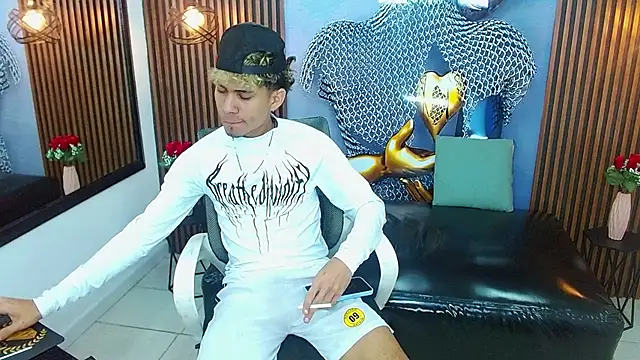 Skinny cute Alyer online show from 4, 7, 2026