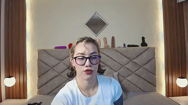 NoahAndGaia online show from 3, 6, 2026