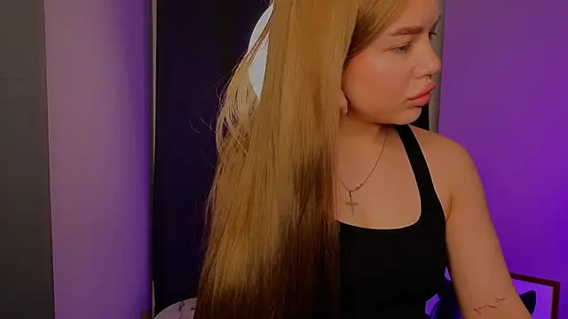 DelenaRines online show from 19, 4, 2026