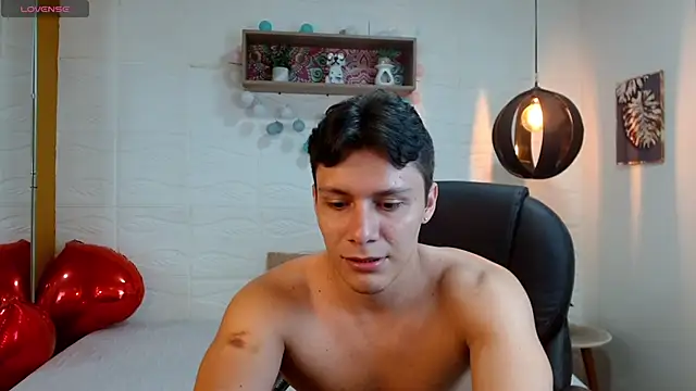 Zayn clausen online show from 14, 4, 2026