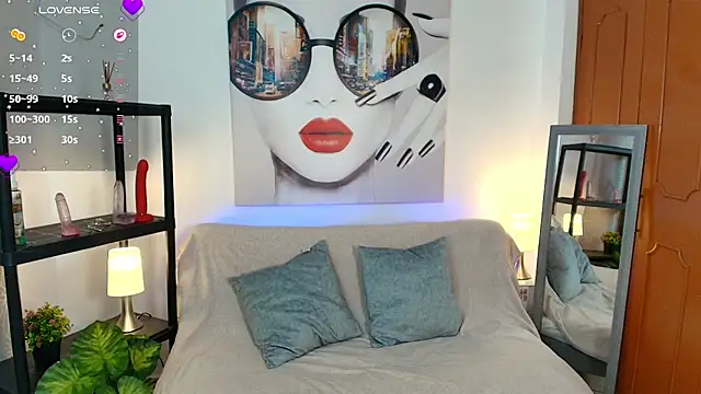 Luna Ferrer10 online show from 26, 7, 2026