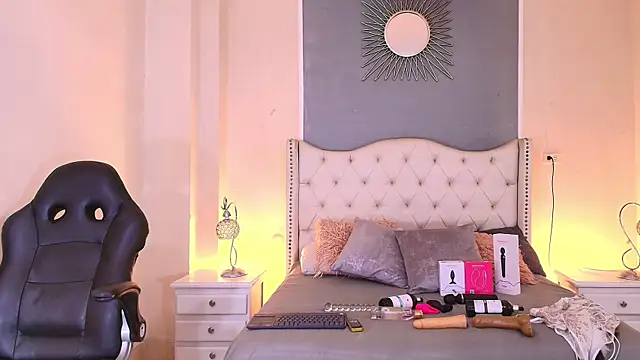 elizabeth santos1 online show from 28, 7, 2026