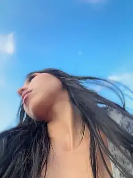 ariella 11 online show from 24, 4, 2026