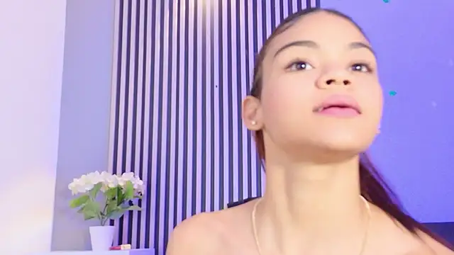 Snapshot of Anthonella_smiith chatting on 16, 4, 2026 Anthonella smiith online show from 16, 4, 2026