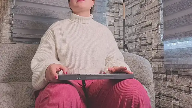 giigii hadidd online show from 25, 7, 2026