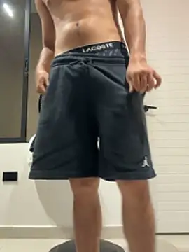 mrlonzdf online show from 19, 4, 2026