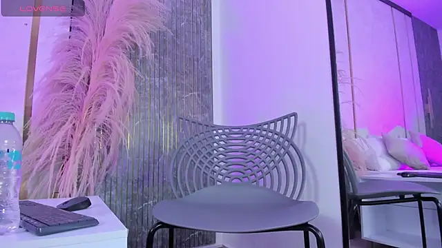 jade spinters online show from 29, 7, 2026
