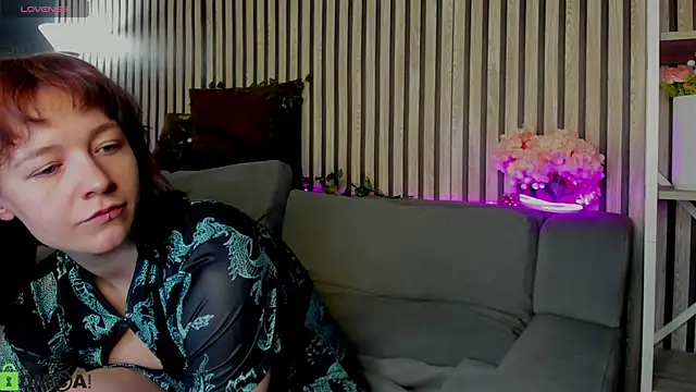 Ricki Bloom online show from 16, 4, 2026