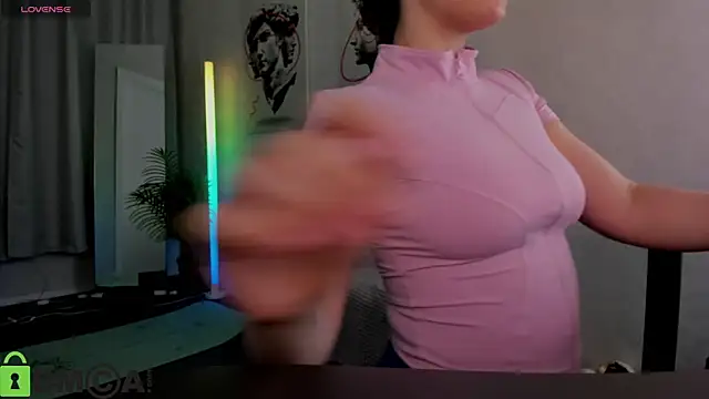 Ricki Bloom online show from 23, 6, 2026