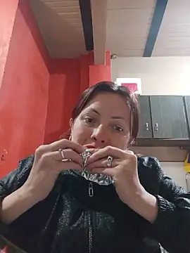 carolinhe26 online show from 7, 7, 2026