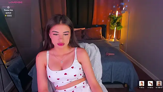 Alisha Blakee online show from 23, 7, 2026