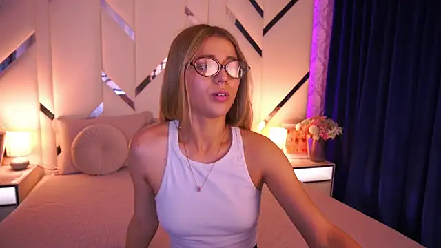 DoveLovee online show from 3, 6, 2026