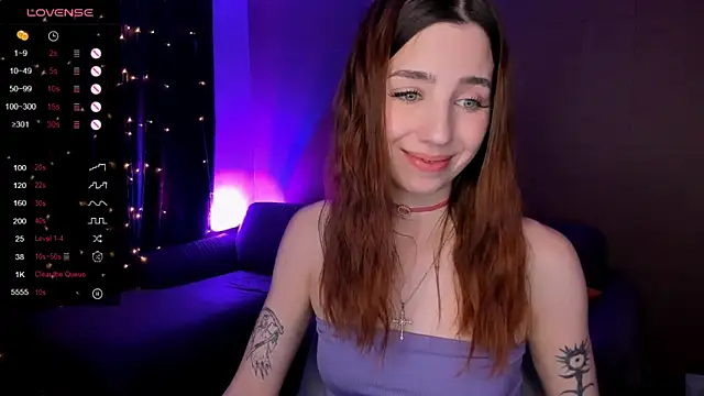 CharliGrace  online show from 25, 4, 2026
