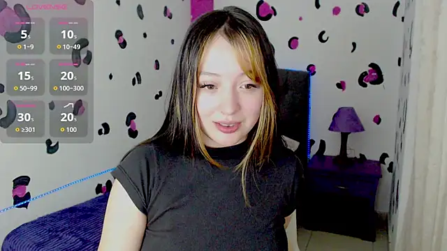 Snapshot of vero_doll12 chatting on 27, 5, 2026 vero doll12 online show from 27, 5, 2026