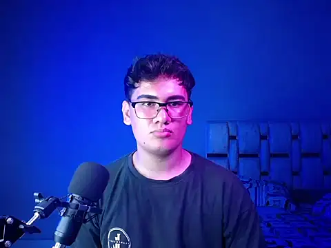 Andruetxx online show from 13, 4, 2026