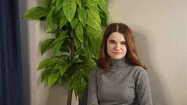 Snapshot of LitaLoeppke chatting on 13, 4, 2026 LitaLoeppke online show from 13, 4, 2026