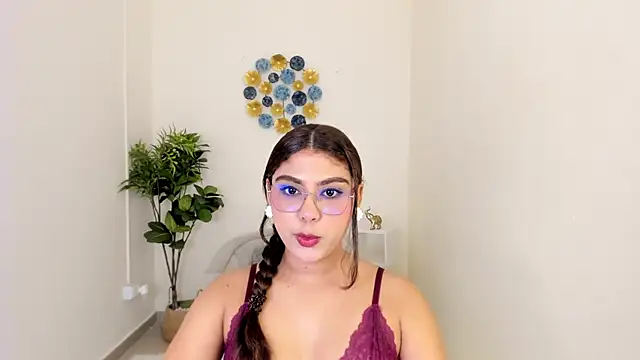 Mallory Lee online show from 27, 5, 2026
