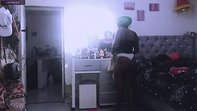 hotbrunettecasandra online show from 1, 5, 2026