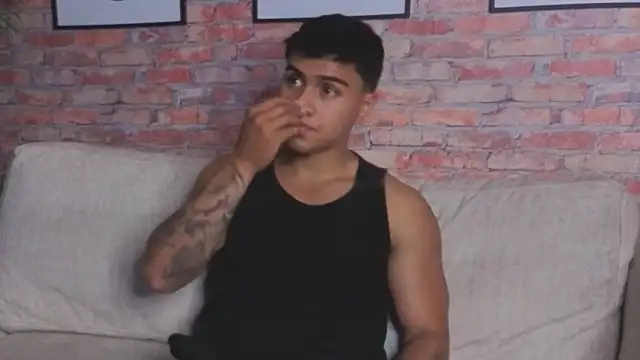 AARON SKYLON online show from 17, 4, 2026