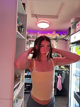 juicybootyquinn online show from 28, 5, 2026