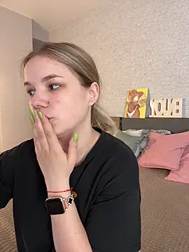KimEvanss online show from 9, 6, 2026