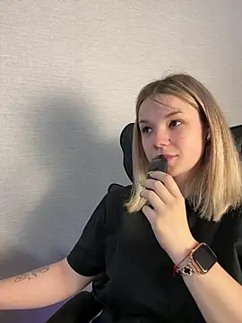 KimEvanss online show from 28, 6, 2026