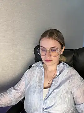 KimEvanss online show from 19, 7, 2026