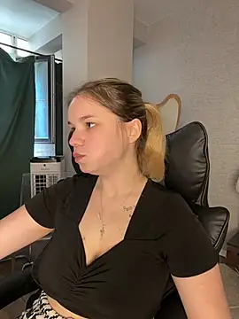 KimEvanss online show from 23, 7, 2026