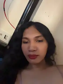 slutty aki online show from 13, 6, 2026