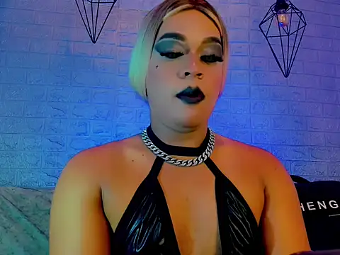 CristalGill  online show from 18, 6, 2026