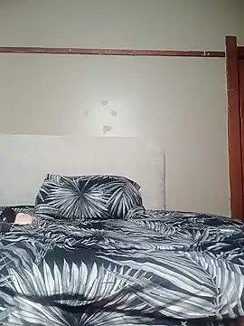 BUSTYQUEEN56  online show from 14, 6, 2026
