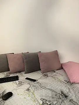 MauraGrayy online show from 24, 6, 2026