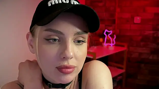 mari grey online show from 30, 4, 2026