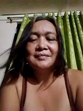 jeanyummytits online show from 12, 6, 2026
