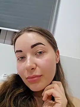 Doris2222 online show from 25, 4, 2026