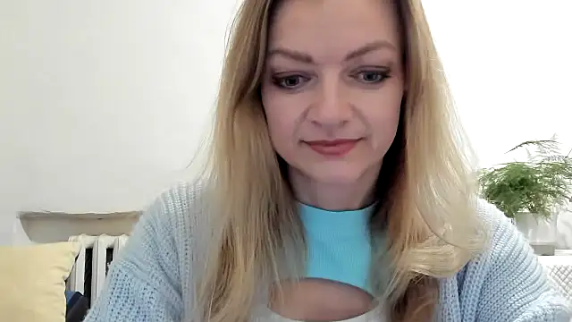 Snapshot of Severina7 chatting on 15, 4, 2026 Severina7 online show from 15, 4, 2026