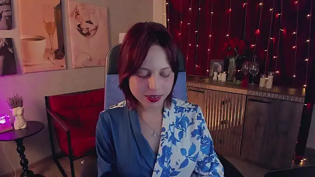Snapshot of VivienneHebert chatting on 11, 5, 2026 VivienneHebert online show from 11, 5, 2026