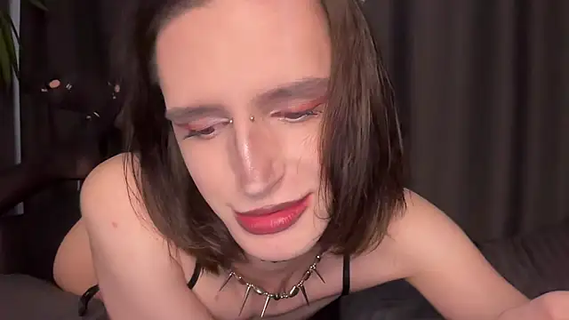 Niky Long online show from 27, 7, 2026