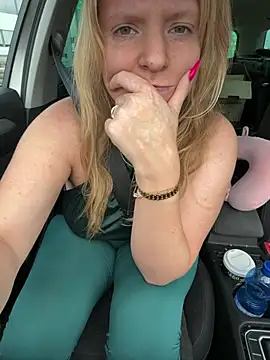 Tiffy Rosee online show from 9, 7, 2026